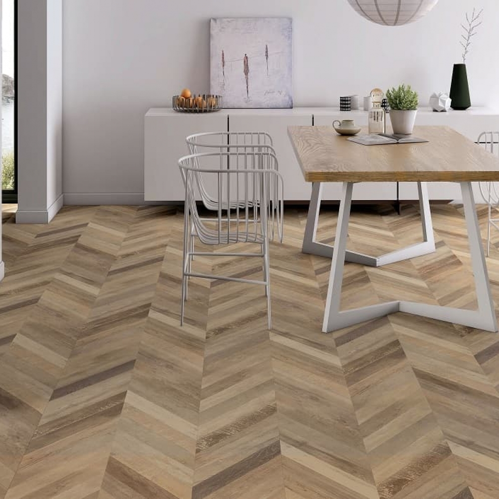 Фото ламінату в інтер'єрі - Дуб Cream Chevron S176201