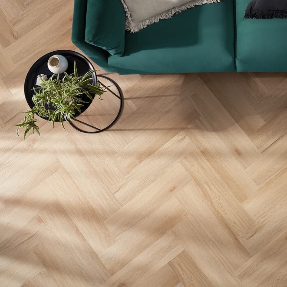 Фото вінілового покриття в інтер'єрі - Harlow Oak CA 158