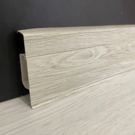 SLK 60 "Q" 3048 ПЛІНТУС DOELLKEN